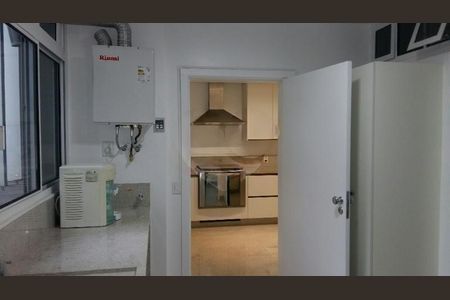 Apartamento à venda com 337m², 4 quartos e 3 vagas