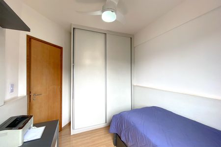 Apartamento à venda com 85m², 3 quartos e 2 vagasQuarto 2
