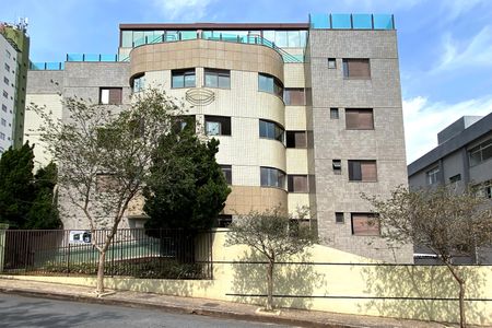 Apartamento à venda com 85m², 3 quartos e 2 vagasFachada