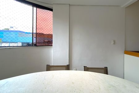 Apartamento à venda com 85m², 3 quartos e 2 vagasCozinha