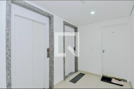 Apartamento à venda com 58m², 2 quartos e 1 vagaHall de entrada