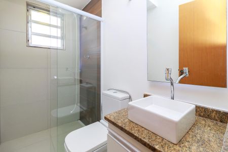 Casa para alugar com 270m², 5 quartos e 5 vagas Casa para alugar com 270m², 5 quartos e 5 vagasSuíte 2 - Banheiro