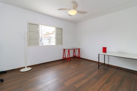 Casa para alugar com 270m², 5 quartos e 5 vagas Casa para alugar com 270m², 5 quartos e 5 vagasQuarto 2