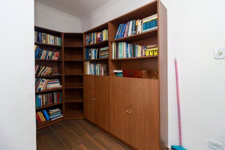 Casa para alugar com 270m², 5 quartos e 5 vagas Casa para alugar com 270m², 5 quartos e 5 vagasSuíte 2