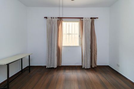 Casa para alugar com 270m², 5 quartos e 5 vagas Casa para alugar com 270m², 5 quartos e 5 vagasSuíte