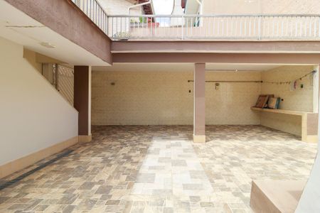 Casa para alugar com 270m², 5 quartos e 5 vagas Casa para alugar com 270m², 5 quartos e 5 vagasQuintal