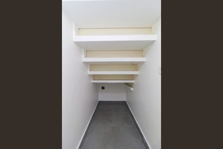 Casa para alugar com 270m², 5 quartos e 5 vagas Casa para alugar com 270m², 5 quartos e 5 vagasDespensa