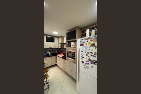 Apartamento à venda com 55m², 2 quartos e 1 vaga Apartamento à venda com 55m², 2 quartos e 1 vagaCozinha
