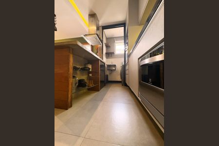 Cozinha de apartamento à venda com 1 quarto, 42m² em Vila Nova Conceição, São Paulo