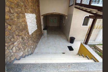 Casa de condomínio para alugar com 468m², 3 quartos e 2 vagas