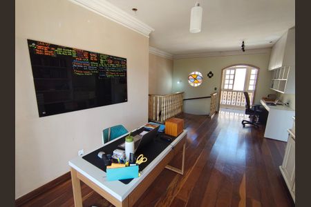 Casa de condomínio para alugar com 468m², 3 quartos e 2 vagas