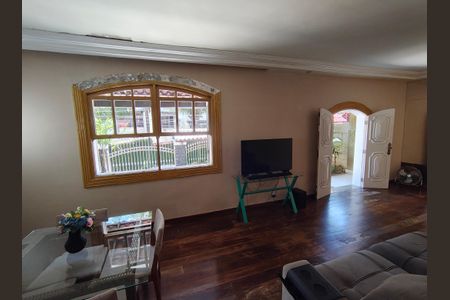 Casa de condomínio para alugar com 468m², 3 quartos e 2 vagas