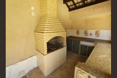 Casa de condomínio para alugar com 468m², 3 quartos e 2 vagas