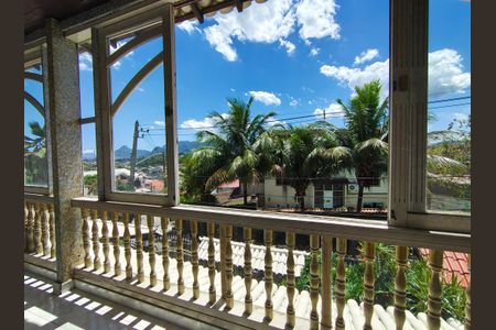 Casa de condomínio para alugar com 468m², 3 quartos e 2 vagas