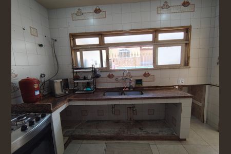 Casa de condomínio para alugar com 468m², 3 quartos e 2 vagas