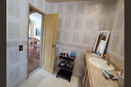 Casa de condomínio para alugar com 468m², 3 quartos e 2 vagas