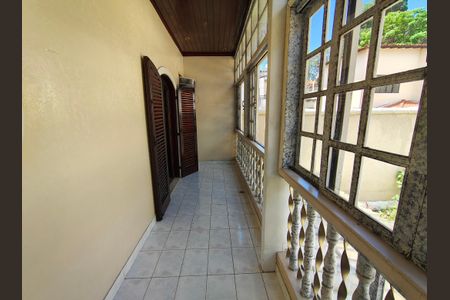 Casa de condomínio para alugar com 468m², 3 quartos e 2 vagas