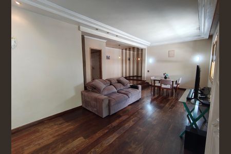 Casa de condomínio para alugar com 468m², 3 quartos e 2 vagas