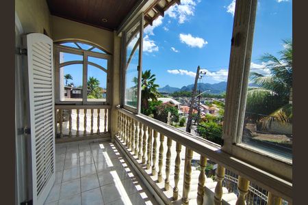 Casa de condomínio para alugar com 468m², 3 quartos e 2 vagas