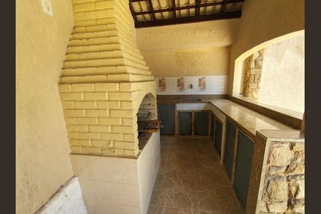 Casa de condomínio para alugar com 468m², 3 quartos e 2 vagas