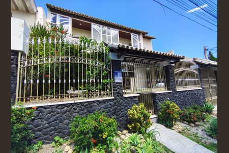 Casa de condomínio para alugar com 468m², 3 quartos e 2 vagas