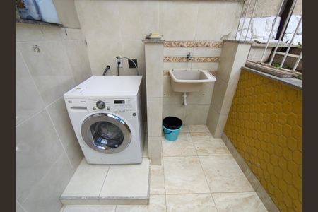 Casa de condomínio para alugar com 468m², 3 quartos e 2 vagas