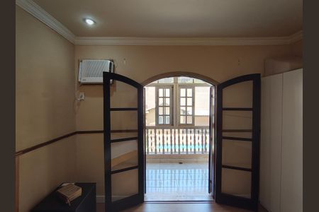 Casa de condomínio para alugar com 468m², 3 quartos e 2 vagas