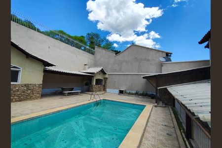 Casa de condomínio para alugar com 468m², 3 quartos e 2 vagas