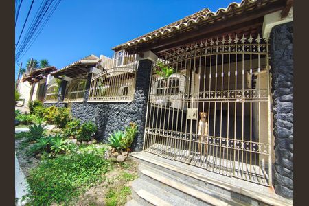 Casa de condomínio para alugar com 468m², 3 quartos e 2 vagas