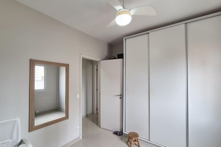 Apartamento à venda com 54m², 2 quartos e 1 vagaQuarto 2
