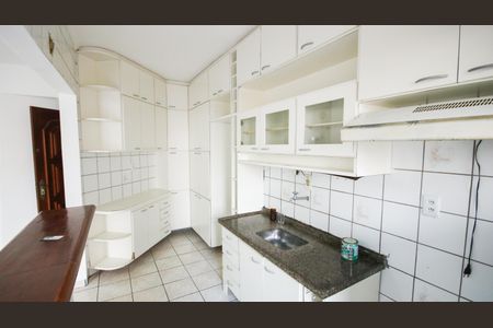 Apartamento para alugar com 90m², 2 quartos e 1 vagaCozinha