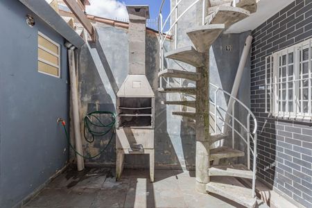 Casa à venda com 121m², 3 quartos e 1 vagaQuintal