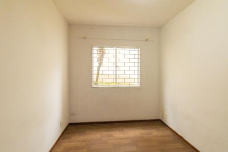 Quarto 2 de apartamento para alugar com 3 quartos, 70m² em Uberaba, Curitiba