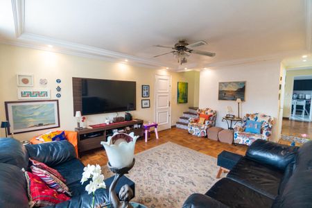 Sala de casa à venda com 3 quartos, 170m² em Bosque da Saúde, São Paulo