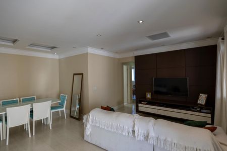 Apartamento à venda com 105m², 3 quartos e 2 vagasSala