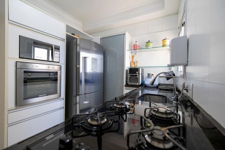 Apartamento à venda com 105m², 3 quartos e 2 vagasCozinha