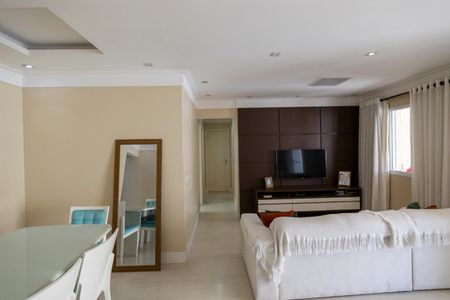 Sala de apartamento à venda com 3 quartos, 105m² em Jardim Tupanci, Barueri