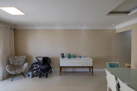 Apartamento à venda com 105m², 3 quartos e 2 vagasSala