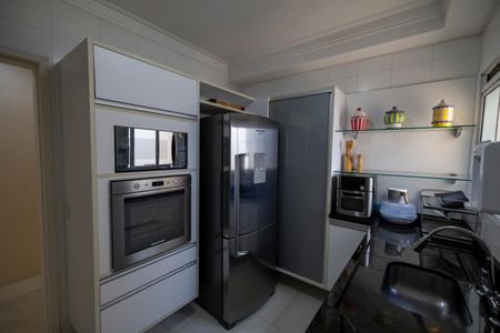 Apartamento à venda com 105m², 3 quartos e 2 vagasCozinha
