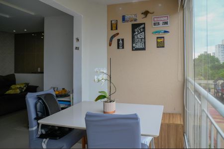 Apartamento à venda com 53m², 2 quartos e 1 vagaVaranda