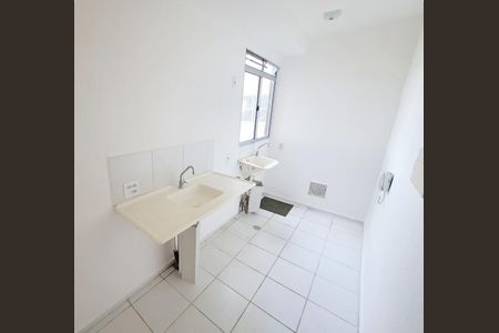 Cozinha e Área de Serviço de apartamento para alugar com 2 quartos, 38m² em Jardim Boa Vista (zona Oeste), Osasco