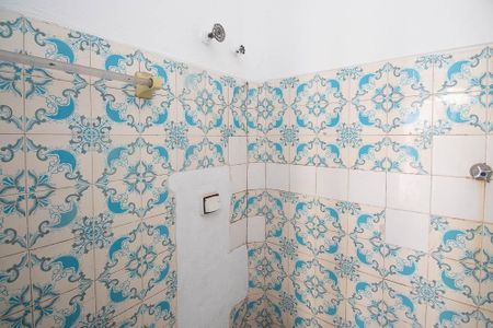 Casa à venda com 81m², 3 quartos e sem vagaBanheiro casa 2