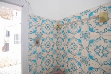 Casa à venda com 81m², 3 quartos e sem vagaBanheiro casa 2