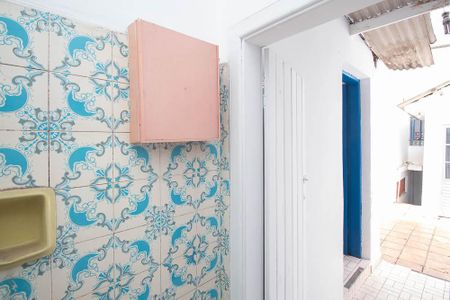 Casa à venda com 81m², 3 quartos e sem vagaBanheiro casa 2