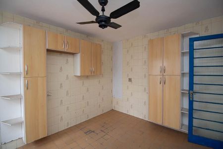 Casa à venda com 81m², 3 quartos e sem vagaCozinha 