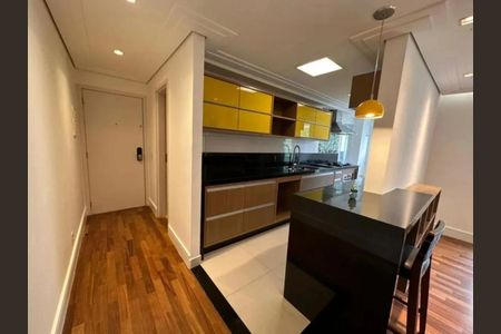 Apartamento à venda com 103m², 3 quartos e 2 vagasFoto 02