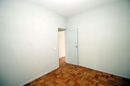 Apartamento à venda com 250m², 3 quartos e 2 vagasQuarto 1