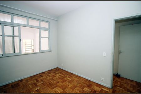 Apartamento à venda com 250m², 3 quartos e 2 vagasQuarto 1