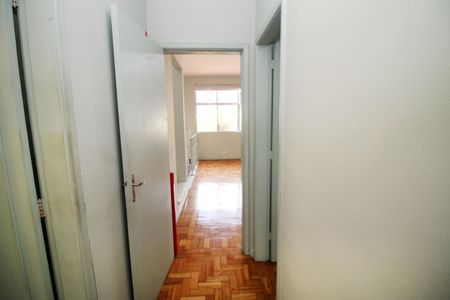 Sala - Corredor de apartamento à venda com 3 quartos, 250m² em Vila da Penha, Rio de Janeiro