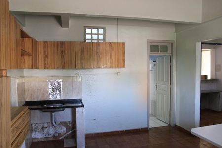 Apartamento para alugar com 100m², 2 quartos e sem vagaCozinha e Área de Serviço